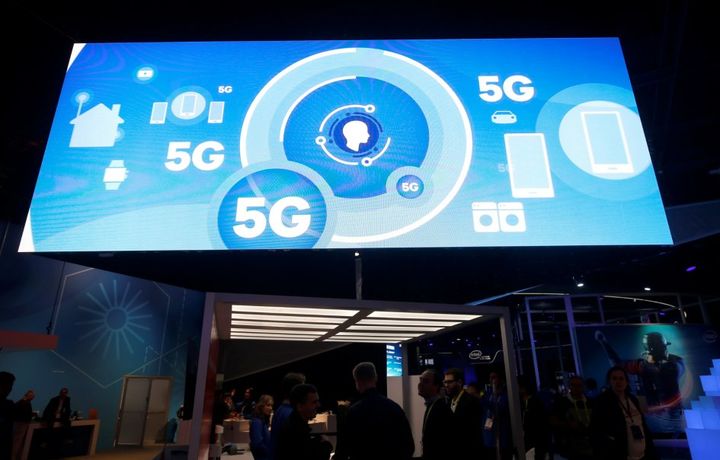 Россия ҳукумати ҳарбийлар туфайли 5G жорий этишни 2022 йилга қолдирди