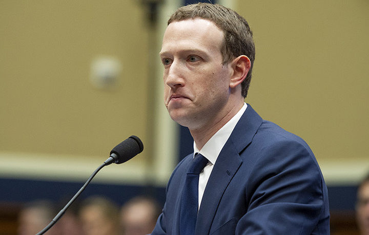 Forbes назвал Цукерберга неудачником года