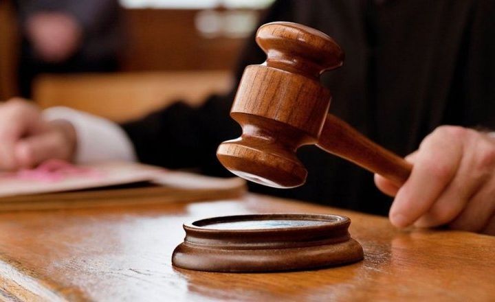 При получении взятки в $12 тысяч задержан судья Ургенчского межрайонного суда