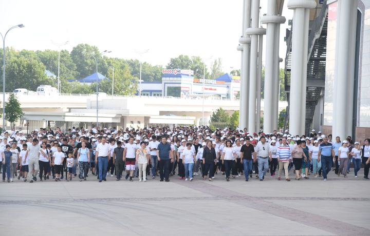 «Миллий» стадионида камҳаракатликка қарши кун ўтказилди (фото)