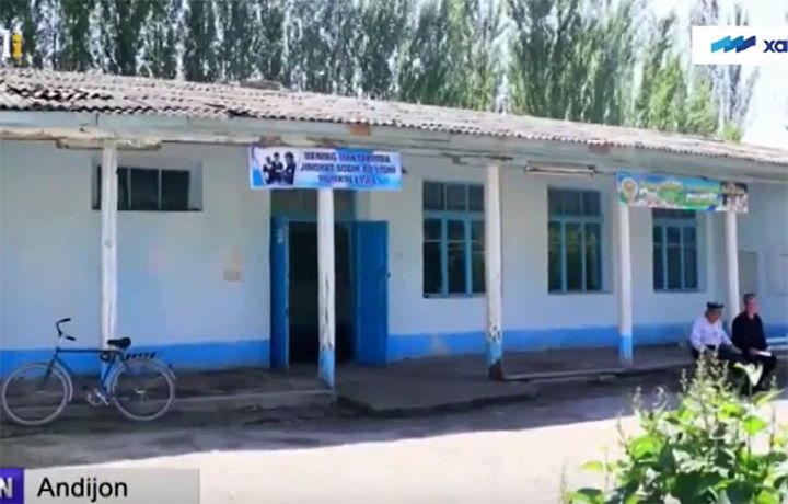 Андижонда қулаб тушиш хавфи бор бинода ўқувчилар таълим олмоқда (видео)
