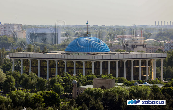 Парламент қуйи палатасида янги қўмита ташкил этилмоқда: у ҳам коррупцияга қарши курашади