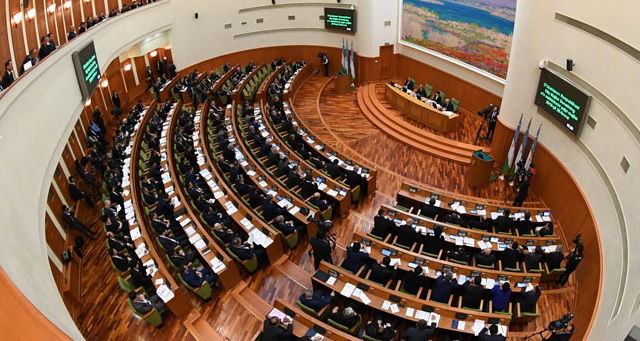 Парламентда қонун лойиҳаларини кўриб чиқиш тартиб-таомили ўзгарди
