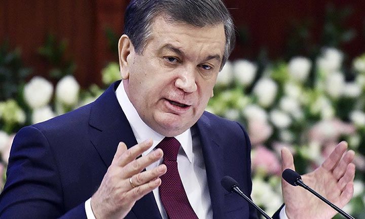 Президент Мирзиёев ўзбекистонликларга оилавий саёҳатга чиқишни тавсия қилди