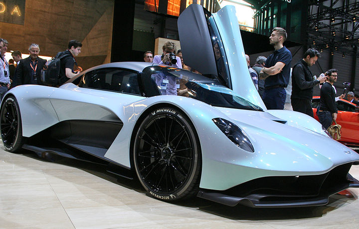 Aston Martin представил новый автомобиль, одобренный NASA (видео)