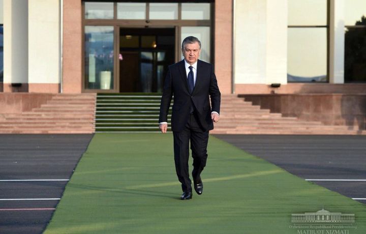 Шавкат Мирзиёев Санкт-Петербургга боради