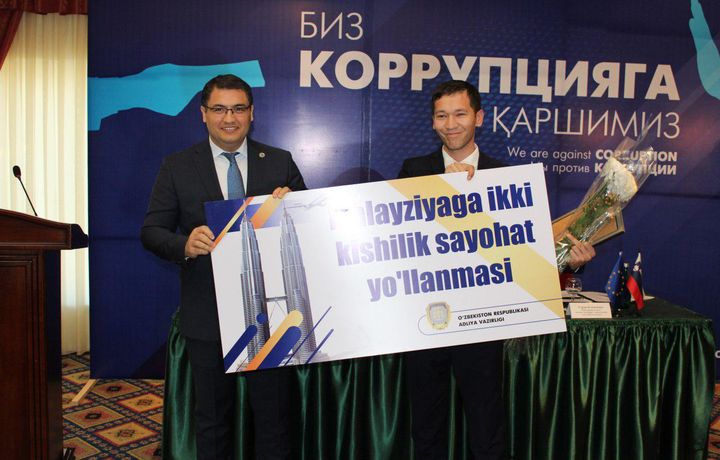 Жомбойлик журналист Малайзияга 2 кишилик йўлланмани қўлга киритди