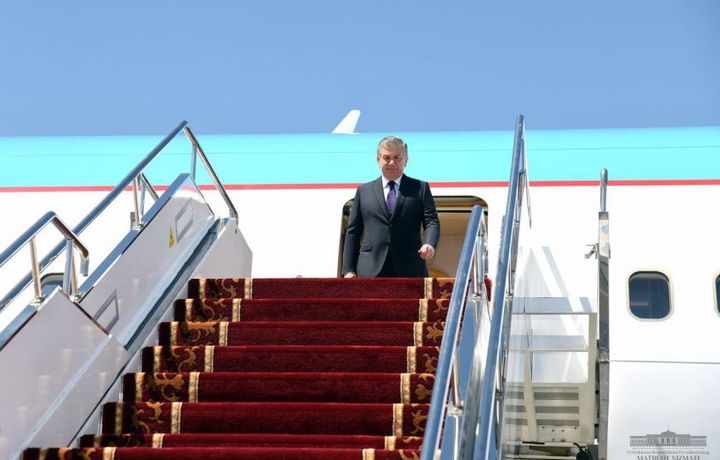 Шавкат Мирзиёевни Қирғизистон бош вазири кутиб олди (фото)