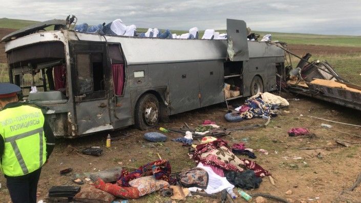 Qozog‘istonda halok bo‘lgan o‘zbekistonliklar jasadlari Vatanga olib kelindi