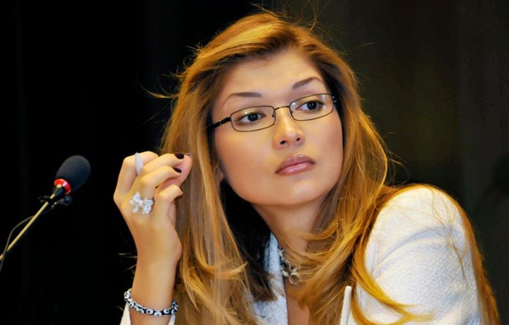 Гулнора Каримова колонияда қандай шароитда сақланмоқда? Адлия вазирлиги у ўқиётган китобларгача маълумот берди
