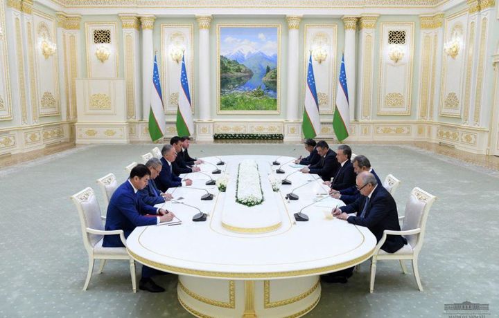 Шавкат Мирзиёев Қозоғистон Парламенти Мажлиси раисини қабул қилди