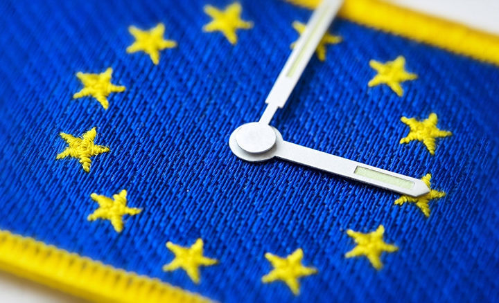 Европа готова перейти на летнее время в 2021 году