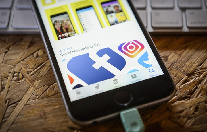 СМИ: Facebook сливал данные о пользователях в Mail.Ru Group