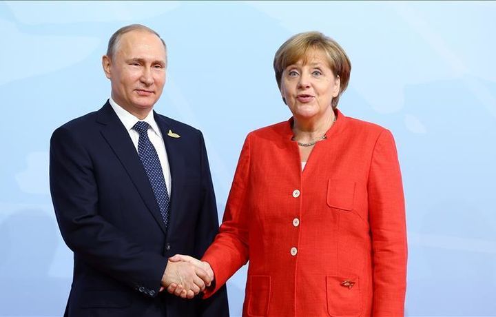 Путин и Меркель обсудили ситуацию в Сирии