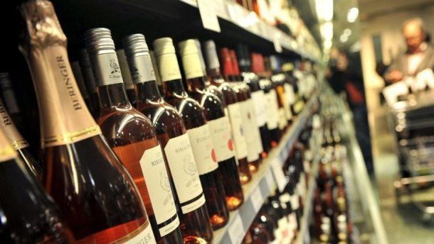 Nukusda 263 million so‘mlik qo‘lbola alkogol savdosi to‘xtatib qolindi