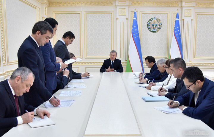Shavkat Mirziyoyev BAA tashrifida qabul qilingan kelishuv va bitimlar ijrosi bo‘yicha yig‘ilish o‘tkazdi