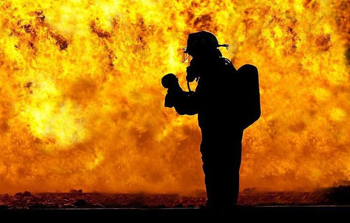 Хитой меҳмонхонасида ёнғин: 18 киши ҳалок бўлди