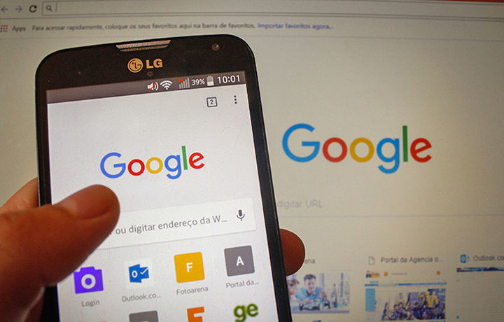 Google просит юзеров рассказать о себе