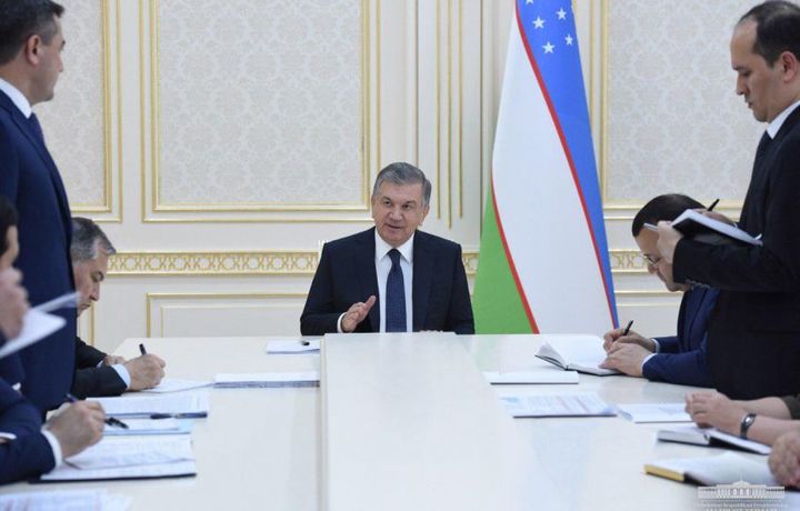 Шавкат Мирзиёев поручил снизить стоимость строительных материалов