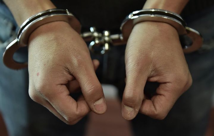 39 ёшли аёлни ўлдириб, унинг ўғлини жароҳатлашда айбланаётган шахс ушланди