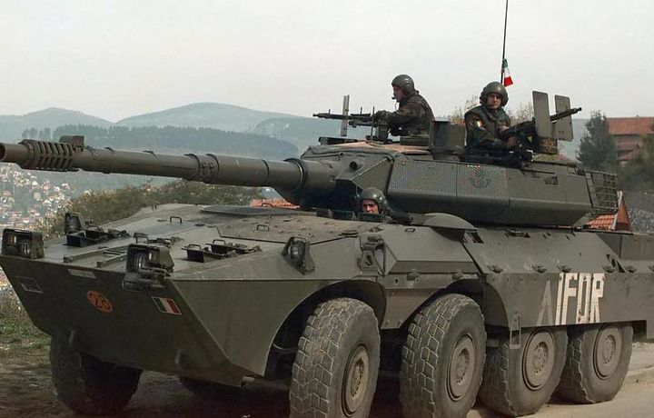 Итальянская армия начнет использовать «экологичные» самоходки