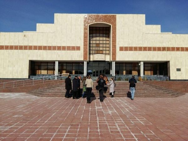 В музее Савицкого повреждены две картины и скульптура