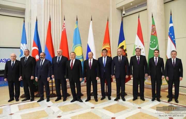 Ўзбекистон Республикаси Президенти МДҲнинг норасмий саммитида иштирок этди