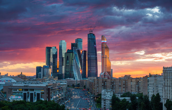 Москвада мигрантлардан олинадиган патент тўлови ошди
