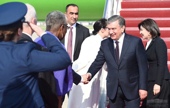 Shavkat Mirziyoyev Vashingtonga yetib bordi (foto)