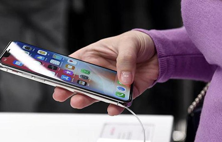 Apple опубликовала отчет о работе с властями разных стран