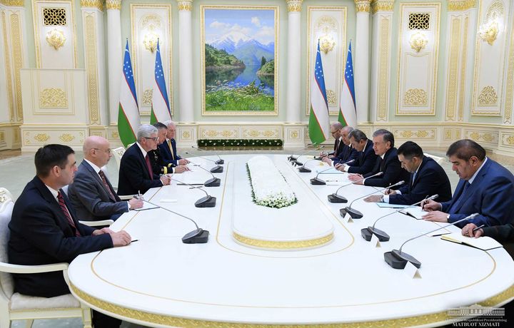 Шавкат Мирзиёев АҚШ делегациясини қабул қилди