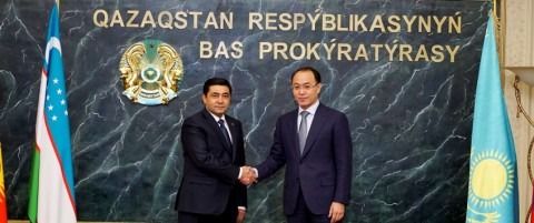 Отабек Муродов Қозоғистон Бош прокурори билан учрашди