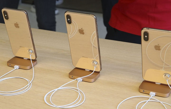 Apple уличили в завышении характеристик iPhone X