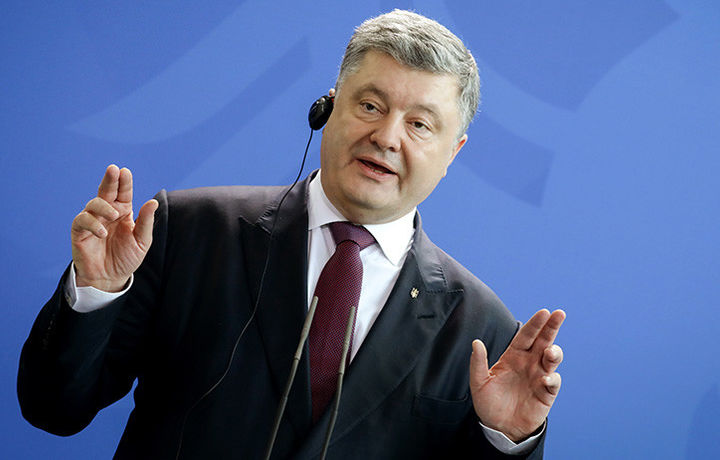 Twitter посмеялся над Порошенко