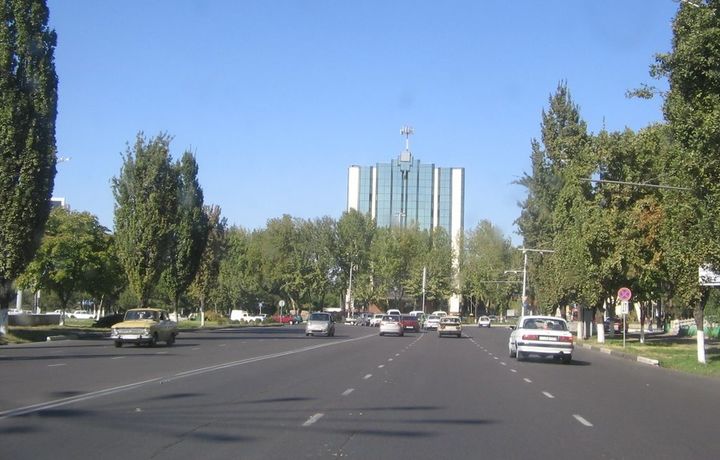 Тошкентда 8 қаватли бино сотувга қўйилди