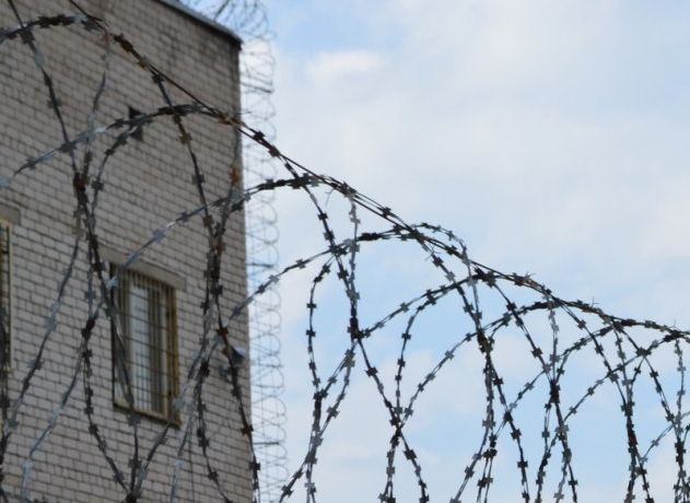 Адлия вазирлиги Гулнора Каримова сақланаётган колониядаги вазиятни ўрганмоқда