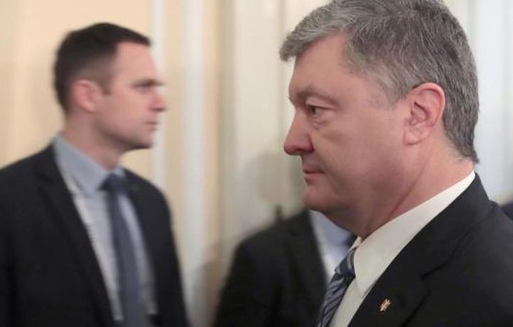Порошенко уволил захотевшего стать президентом советника