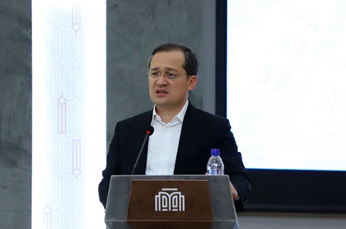 Jurnalistning taklifi Allamjonovning ensasini qotirdi