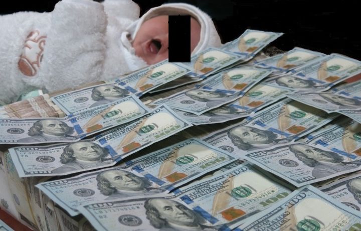 Андижонда 23 кунлик чақалоғини сотмоқчи бўлган она қўлга олинди